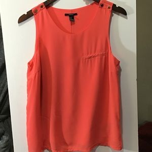 Coral top